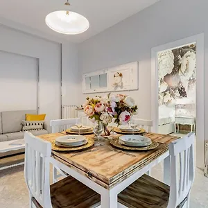 Trevi Fountain - Shabby - Romedreamhome Apartment