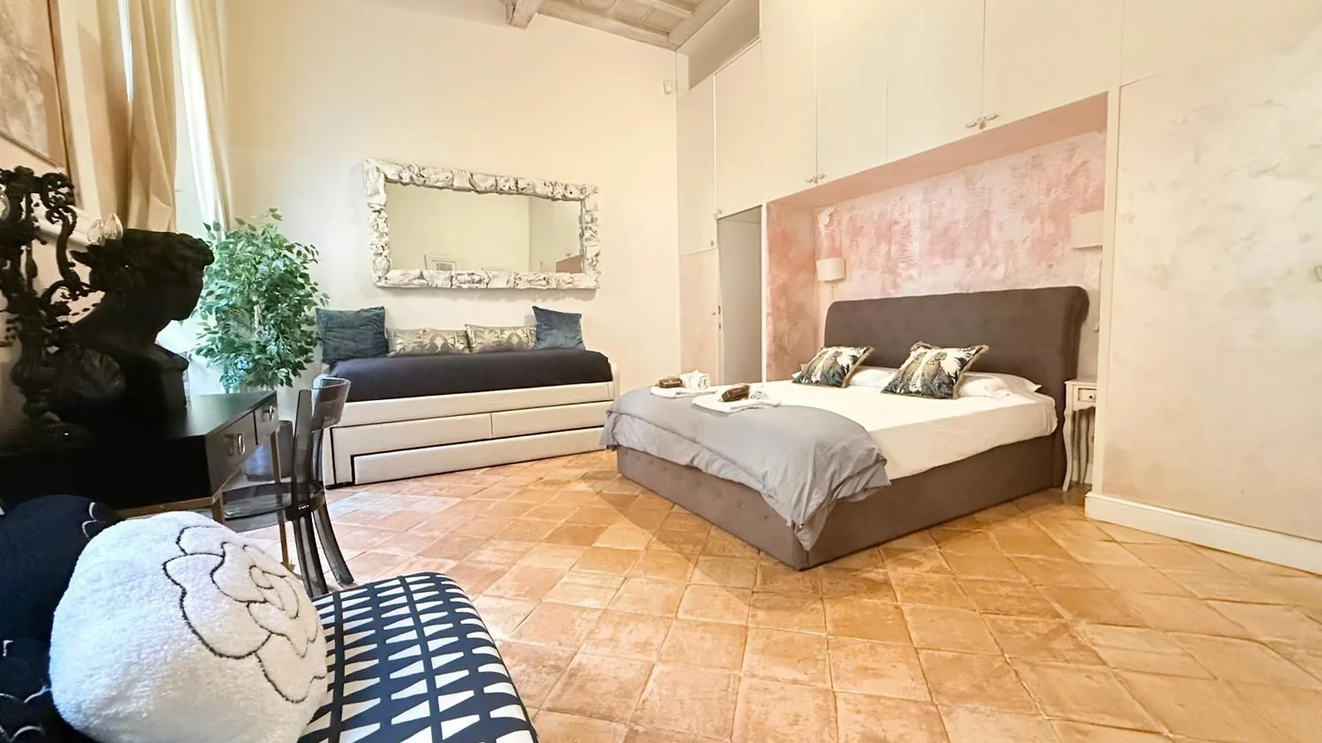 Luxury Piazza Navona Escape 11 Apartment Rome Italy